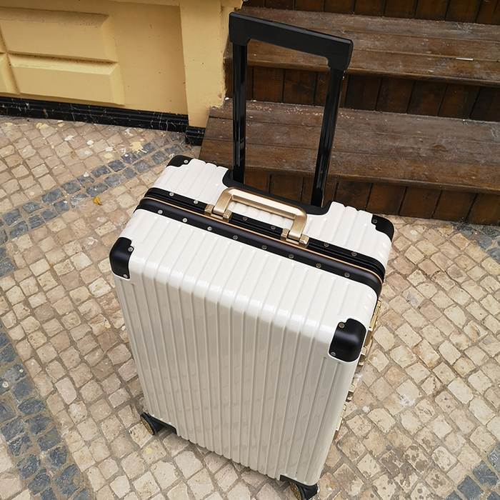 Luggage & Bags